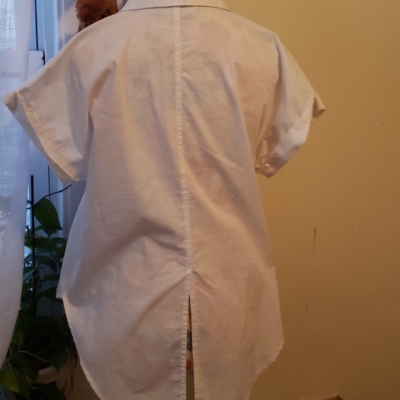 Button down white shirt - Picture 2 of 5